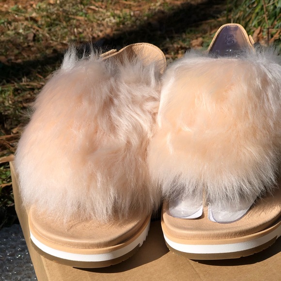 ❌❌ SOLD ❌❌ New!  UGG Fluffy Sandals - Picture 3 of 8